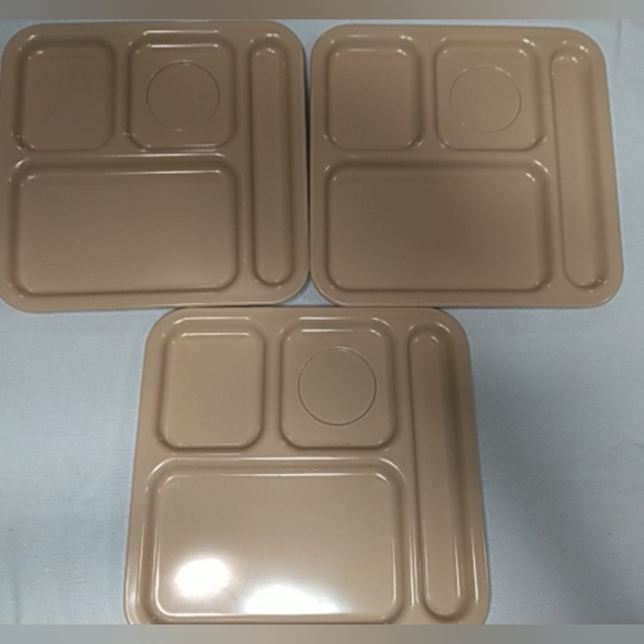 Texas Ware Melamine Divided Lunch Dinner Tray Tan set of 3 Camp School - Picture 1 of 4